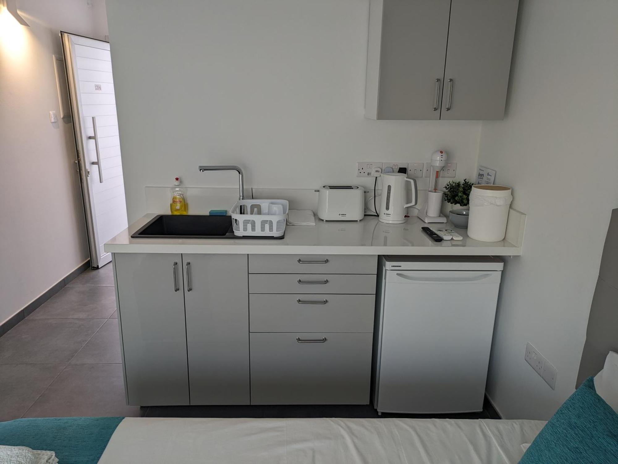 Memory Apartments Айя Напа Екстериор снимка