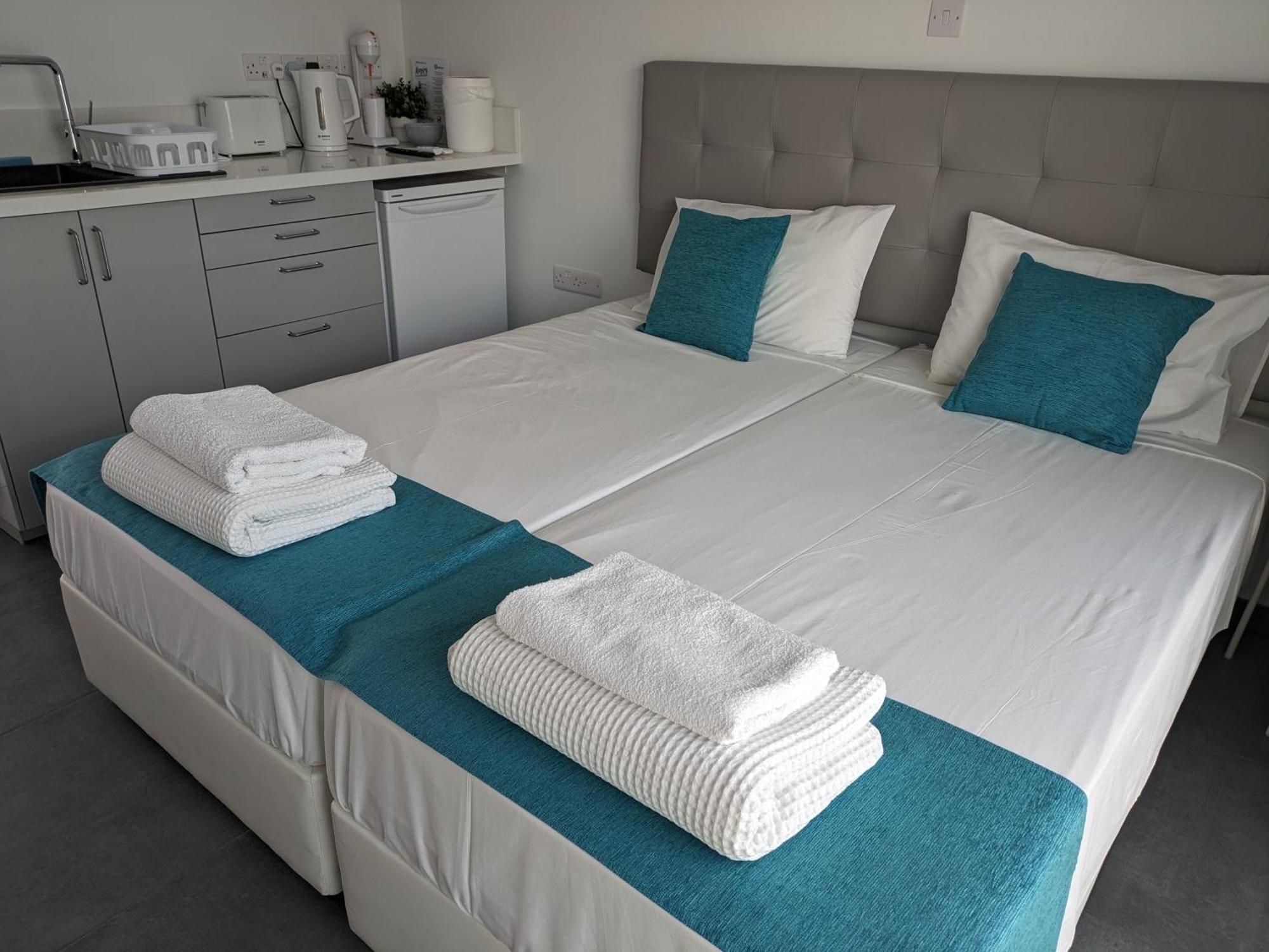 Memory Apartments Айя Напа Екстериор снимка