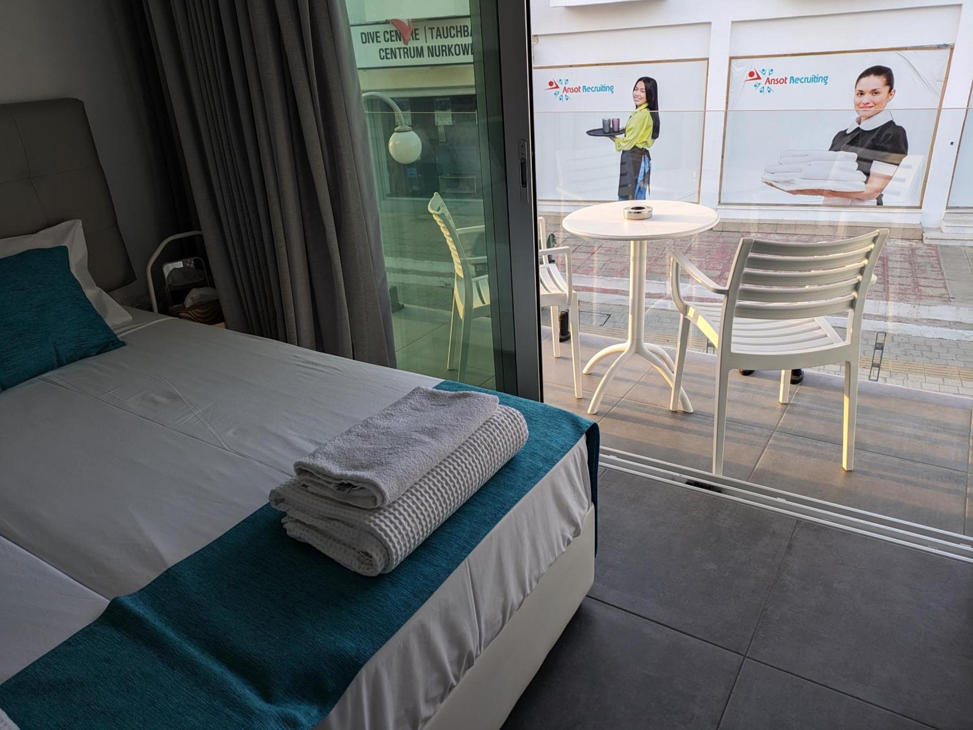 Memory Apartments Айя Напа Екстериор снимка