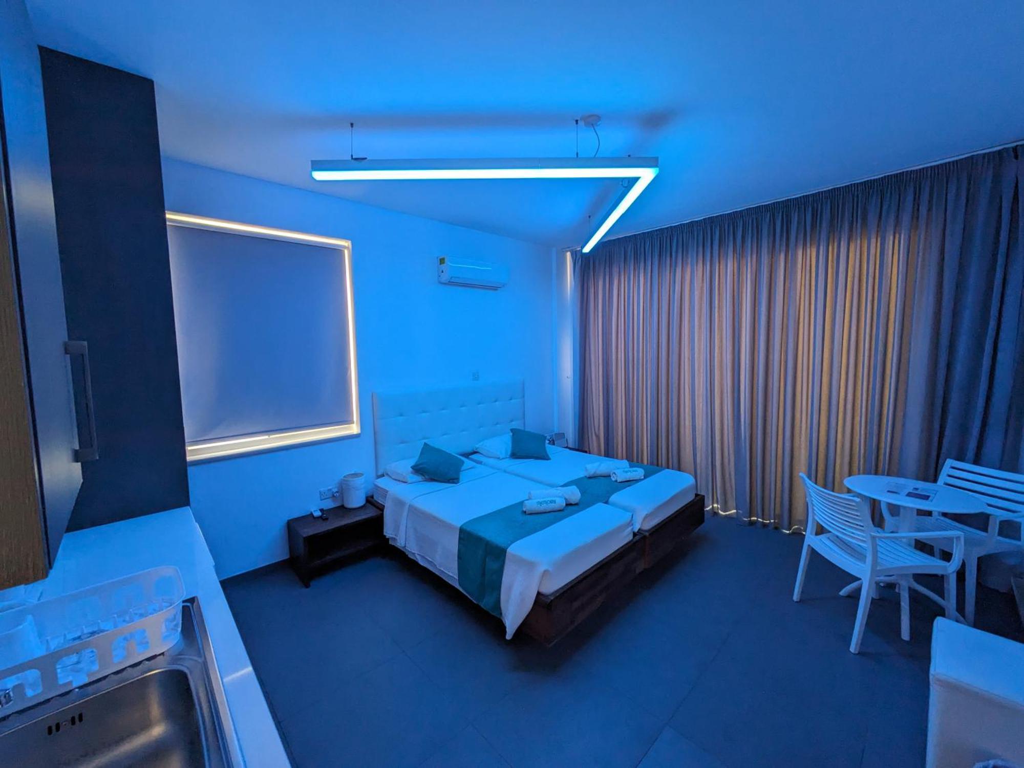 Memory Apartments Айя Напа Екстериор снимка