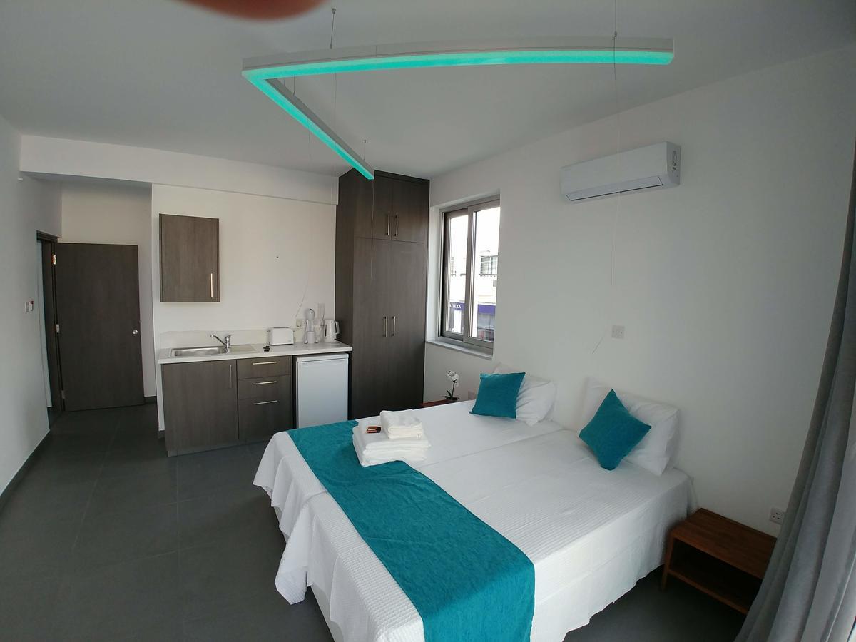 Memory Apartments Айя Напа Екстериор снимка